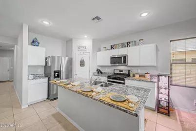 19357 W Hazelwood Street, Litchfield Park, AZ 85340 - Photo 9