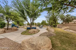 2477 W Market Pl, Chandler, AZ 85248 - Photo 49