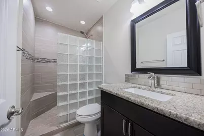 1332 E Whitton Avenue, Phoenix, AZ 85014 - Photo 13