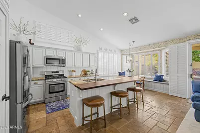 1708 W South Fork Drive, Phoenix, AZ 85045 - Photo 17