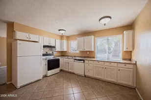2130 W Cortez Ave, Phoenix, AZ 85029 - Photo 11