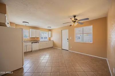 2130 W Cortez Avenue, Phoenix, AZ 85029 - Photo 9