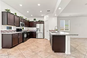 6825 N 130th Dr, Glendale, AZ 85307 - Photo 9
