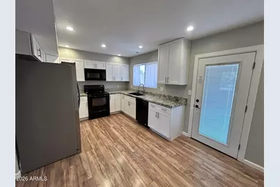 2207 W Monroe Street, Chandler, AZ 85224 - Photo 9