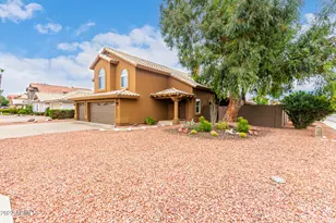 3601 E Rosemonte Dr, Phoenix, AZ 85050 - Photo 3