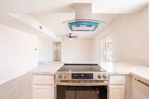 7728 W Cheery Lynn Rd, Phoenix, AZ 85033 - Photo 17