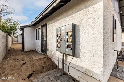11230 N 17th Avenue, Phoenix, AZ 85029 - Photo 17