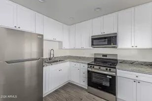 11230 N 17th Ave, Phoenix, AZ 85029 - Photo 9