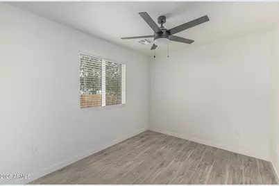 11230 N 17th Avenue, Phoenix, AZ 85029 - Photo 13