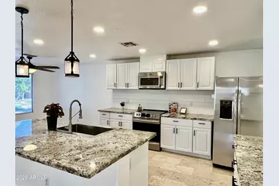 12721 N 58th Drive, Glendale, AZ 85304 - Photo 11