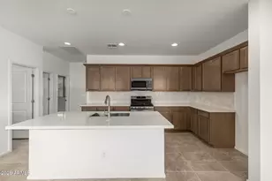 46830 W Crescent Moon Dr, Maricopa, AZ 85139 - Photo 5