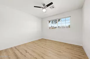 2526 W Orchid Ln, Phoenix, AZ 85021 - Photo 15