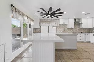 18100 N Catherine Dr, Surprise, AZ 85374 - Photo 9