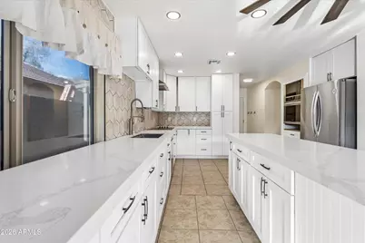 18100 N Catherine Drive, Surprise, AZ 85374 - Photo 13