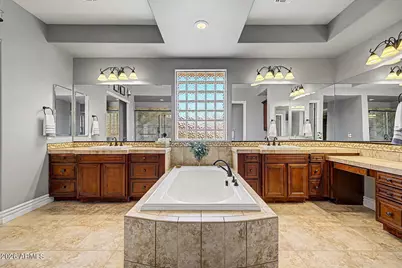 294 W Grand Canyon Drive, Chandler, AZ 85248 - Photo 27