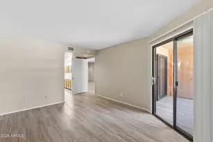 12212 N Paradise Vlg Pkwy S, Phoenix, AZ 85032 - Photo 11