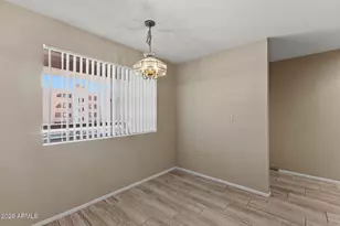 12212 N Paradise Vlg Pkwy S, Phoenix, AZ 85032 - Photo 7