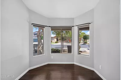 16090 W Latham Street, Goodyear, AZ 85338 - Photo 7