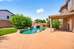 16090 W Latham St, Goodyear, AZ 85338 - Photo 43