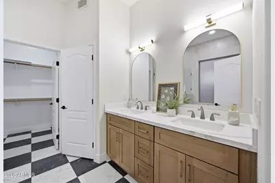 1645 E Orangewood Street, Gilbert, AZ 85296 - Photo 15