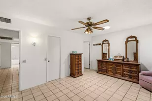 12039 N Sun Valley Dr, Sun City, AZ 85351 - Photo 11