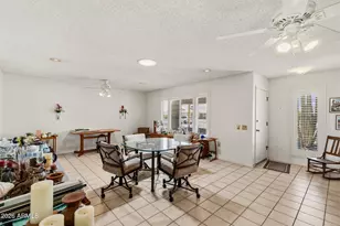 12039 N Sun Valley Dr, Sun City, AZ 85351 - Photo 3
