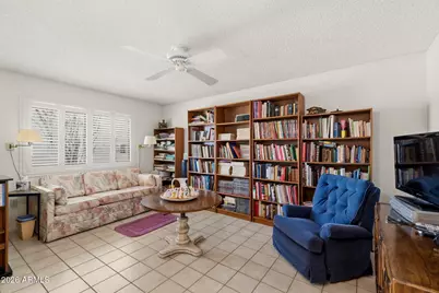 12039 N Sun Valley Drive, Sun City, AZ 85351 - Photo 13