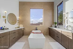 2554 W Shinnecock Way, Phoenix, AZ 85086 - Photo 17
