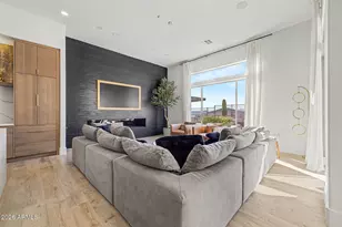 2554 W Shinnecock Way, Phoenix, AZ 85086 - Photo 11