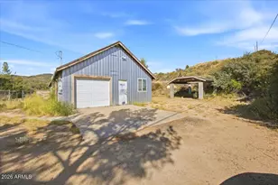 9391 S Donald Trail, Kirkland, AZ 86332 - Photo 25
