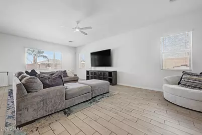 2228 W Allen Street, Phoenix, AZ 85041 - Photo 9