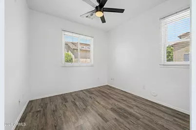 5631 S 21st Place, Phoenix, AZ 85040 - Photo 21