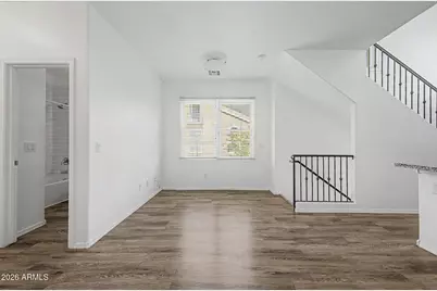 5631 S 21st Place, Phoenix, AZ 85040 - Photo 9