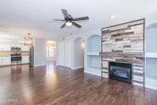 20733 N 37th Way, Phoenix, AZ 85050 - Photo 15