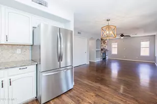 20733 N 37th Way, Phoenix, AZ 85050 - Photo 13