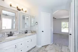 20733 N 37th Way, Phoenix, AZ 85050 - Photo 37