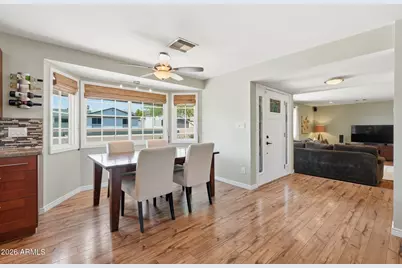 2019 E Flynn Lane, Phoenix, AZ 85016 - Photo 9
