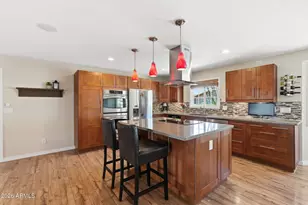 2019 E Flynn Ln, Phoenix, AZ 85016 - Photo 5