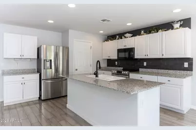 806 W Raymond Street, Coolidge, AZ 85128 - Photo 9