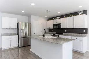 806 W Raymond St, Coolidge, AZ 85128 - Photo 9