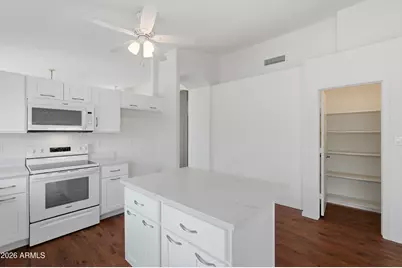 972 E Constitution Drive, Chandler, AZ 85225 - Photo 11