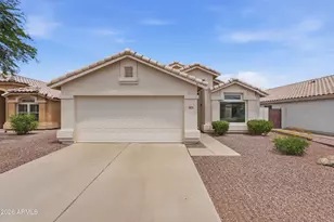 972 E Constitution Dr, Chandler, AZ 85225 - Photo 1