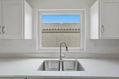 972 E Constitution Drive, Chandler, AZ 85225 - Photo 15