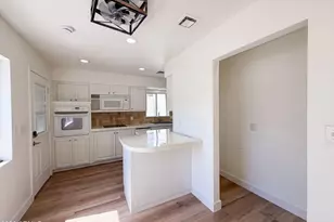 5341 N Questa Tierra Dr, Phoenix, AZ 85012 - Photo 11