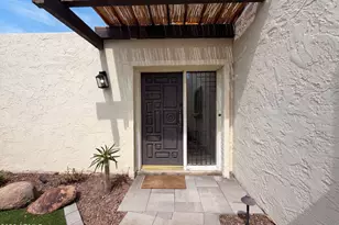 5341 N Questa Tierra Dr, Phoenix, AZ 85012 - Photo 27