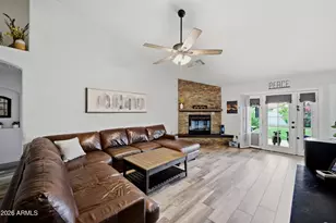 1091 S Crossroads Dr, Gilbert, AZ 85296 - Photo 5