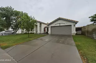 1091 S Crossroads Dr, Gilbert, AZ 85296 - Photo 1