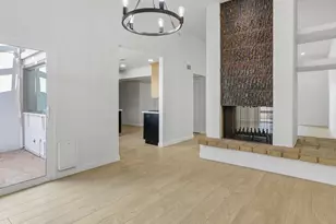 326 E Huntington Dr, Tempe, AZ 85282 - Photo 11