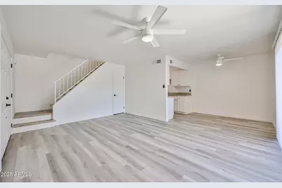 6024 W Golden Lane, Glendale, AZ 85302 - Photo 5