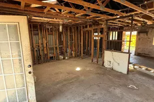 8223 W Clarendon Ave, Phoenix, AZ 85033 - Photo 7
